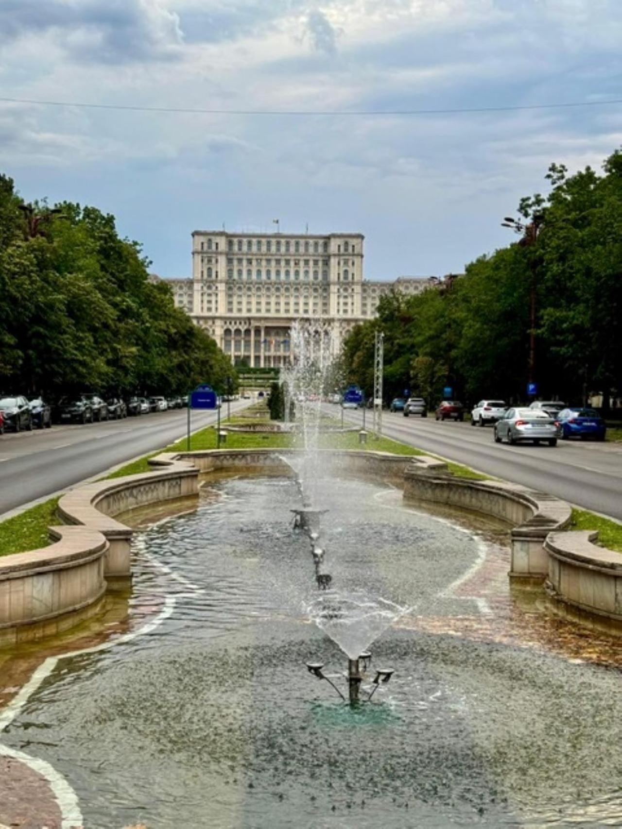 Apartament 1 Plus Rooms In Centrul Orasului - Unirii Fantanii Boekarest Buitenkant foto
